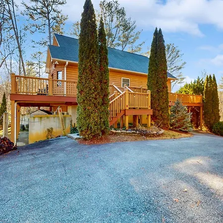 Mountain Hideaway Villa